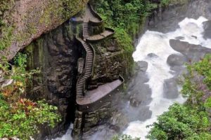 10. Kaňonové schodiště 10 nejznámějších schodišť z celého světa