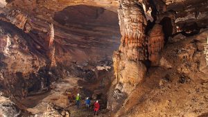  Shuanghedong , Čína Najväčšia jaskyňa na svete 