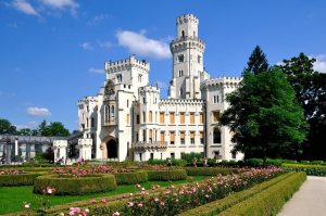3. Slottet Hluboká Det vackraste slottet i Tjeckien
