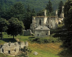 Zamek Sklabiňa Ruiny zamków na Słowacji  