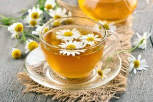 Heřmánkový čaj - Co je dobré na bolest v krku