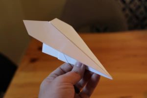 Lietadlo z papiera - Stredne pokročilá úroveň