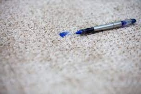 Cómo limpiar la alfombra de tinta y rotuladores