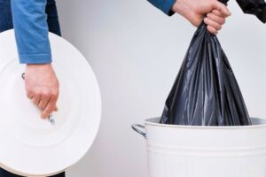  Přeskočení odpadků při odchodu - Jak rychle uklidit?