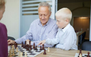 NEHRAJTE PŘÍLIŠ RYCHLE - Jak hrát šachy
