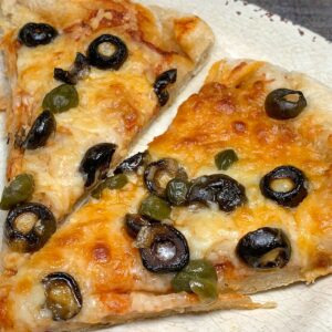 Čierne olivy na pizzu