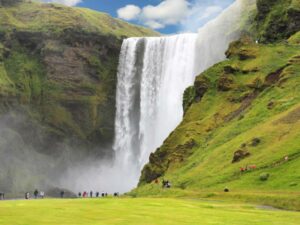 Kiedy wybrać się na Islandię?