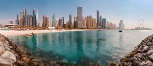 Visite Dubai en enero-abril