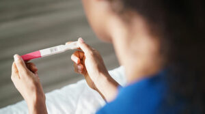 ¿A qué edad se puede realizar una prueba de embarazo?