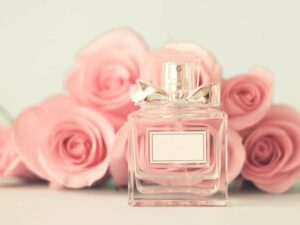 Zestaw perfum lub kosmetyków - prezent dla mamy