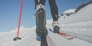 Styvhet och bredd på längdskidor - Hur man väljer längdskidor