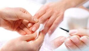 Hem Tips Vad kan man använda istället för nagellacksborttagningsmedel