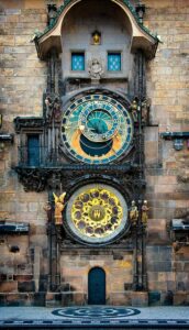 Orloj - Zajímavosti Prahy